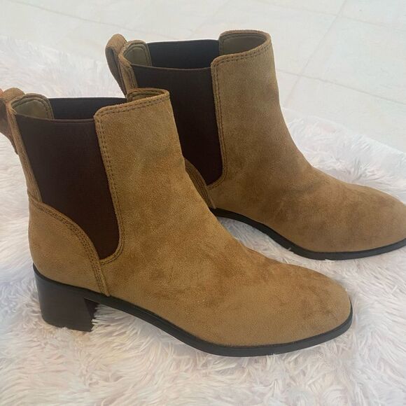 J. Crew Tan Chelsea Ankle Boots with Suede Finish - Picture 1 of 4